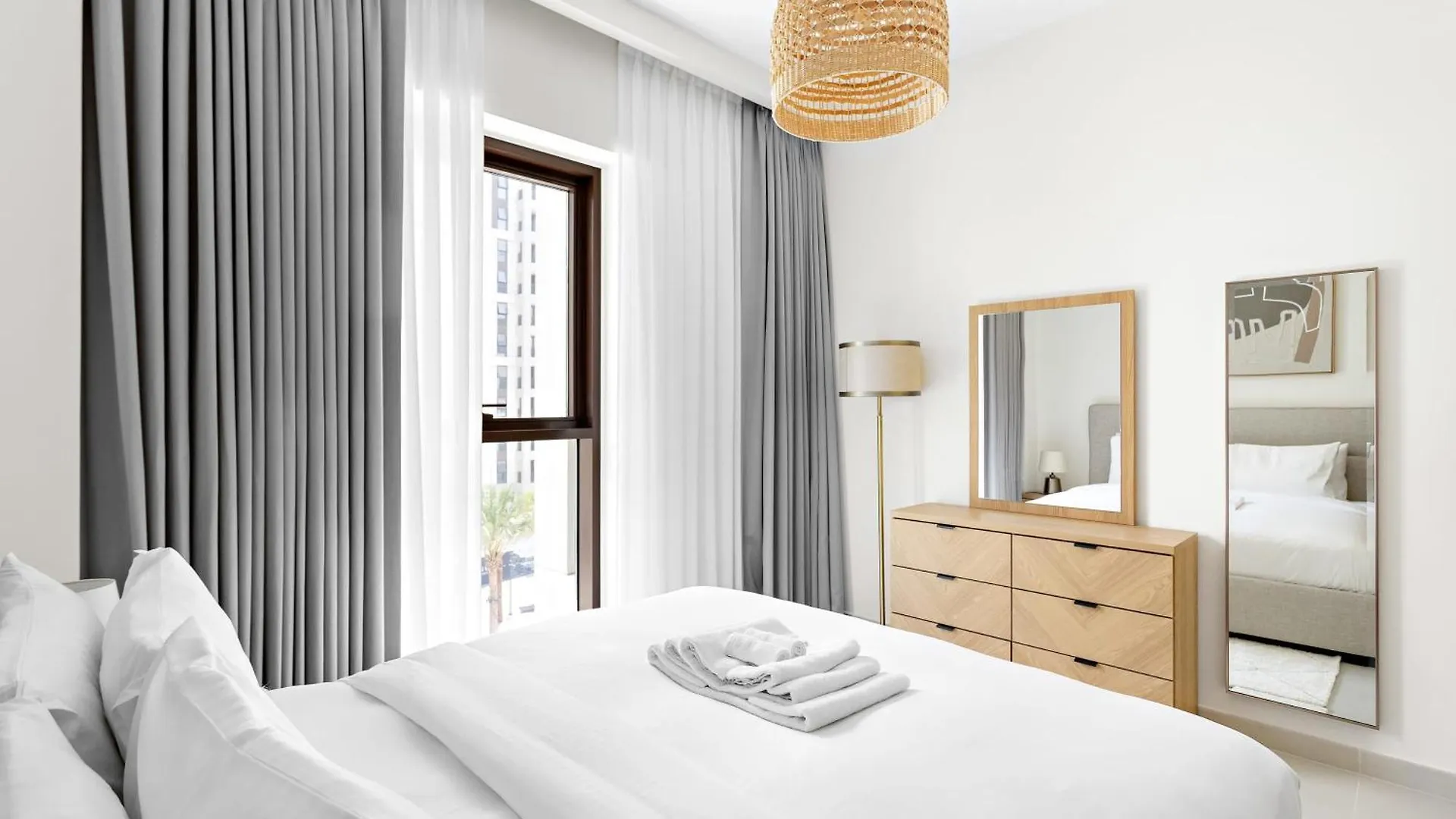 Апартаменты Silkhaus Chic 1Bdr In Unique Neighborhood Дубай