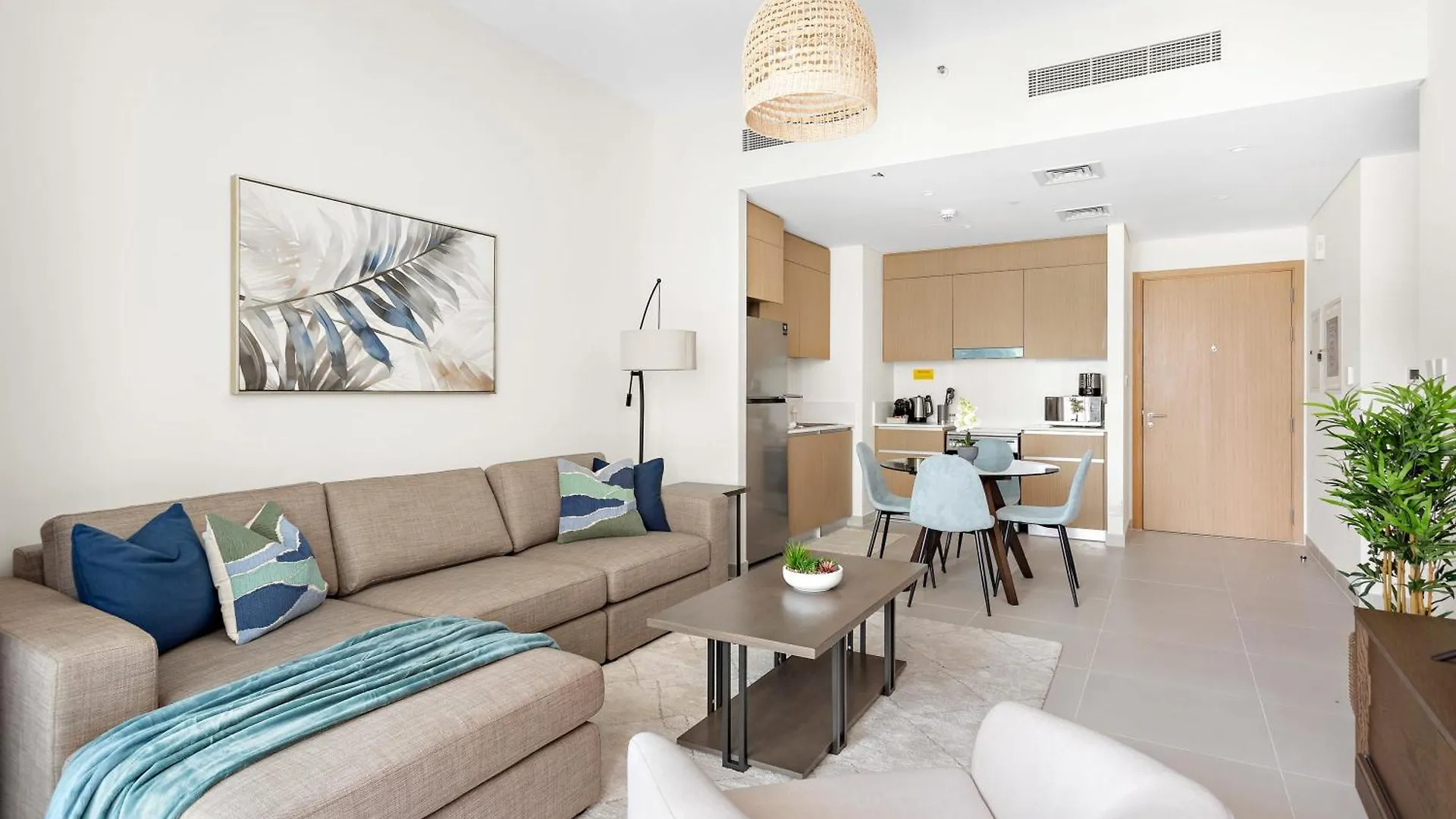 Апартаменты Silkhaus Chic 1Bdr In Unique Neighborhood Дубай